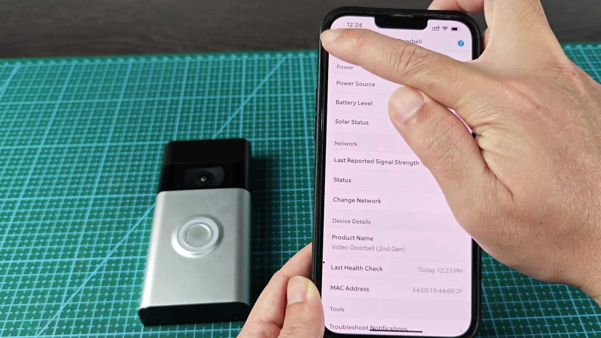 App confirms doorbell reconnected App confirms doorbell reconnected