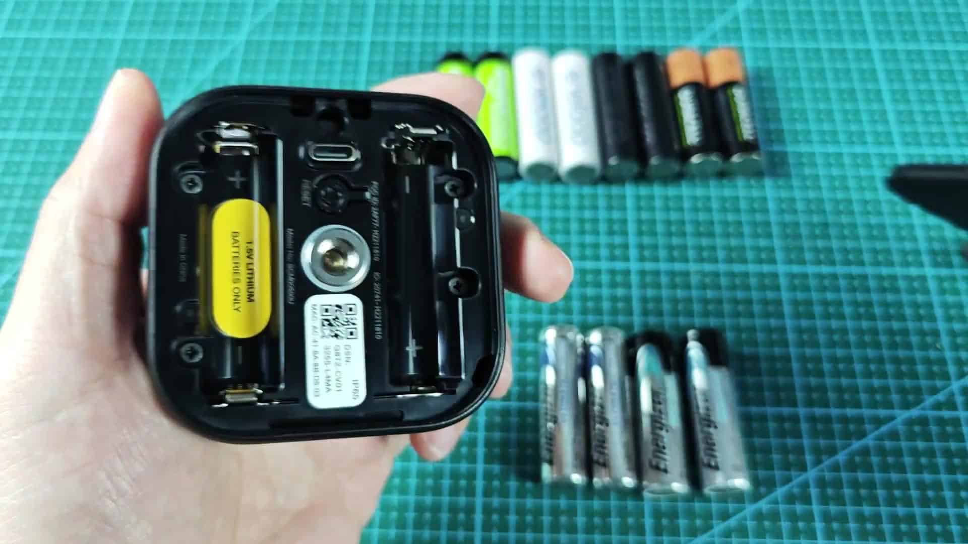 Blink camera battery compartment with USB-C port Blink camera battery compartment with USB-C port