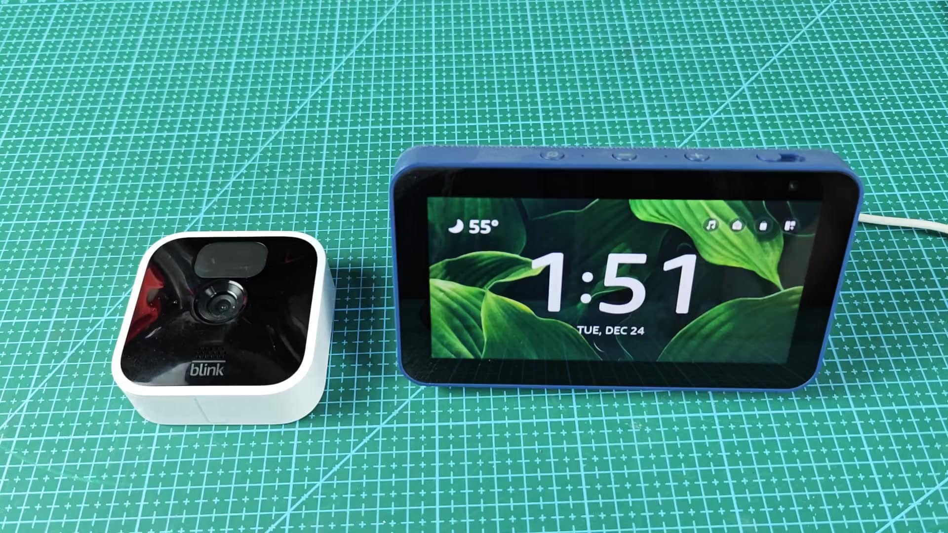 Blink camera beside Echo Show home screen Blink camera beside Echo Show home screen