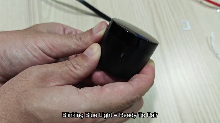 Broadlink remote showing ready blue light Broadlink remote showing ready blue light