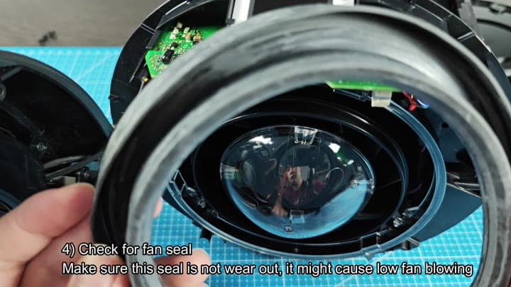 Checking worn black fan seal Checking worn black fan seal