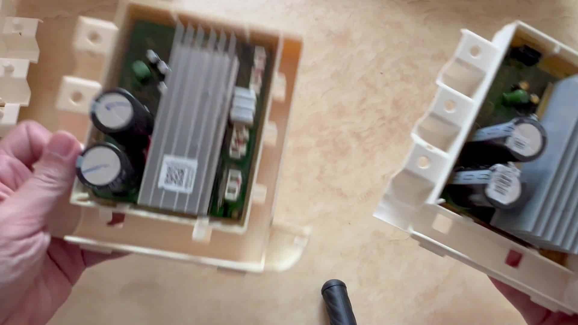 Comparing two control modules side-by-side Comparing two control modules side-by-side