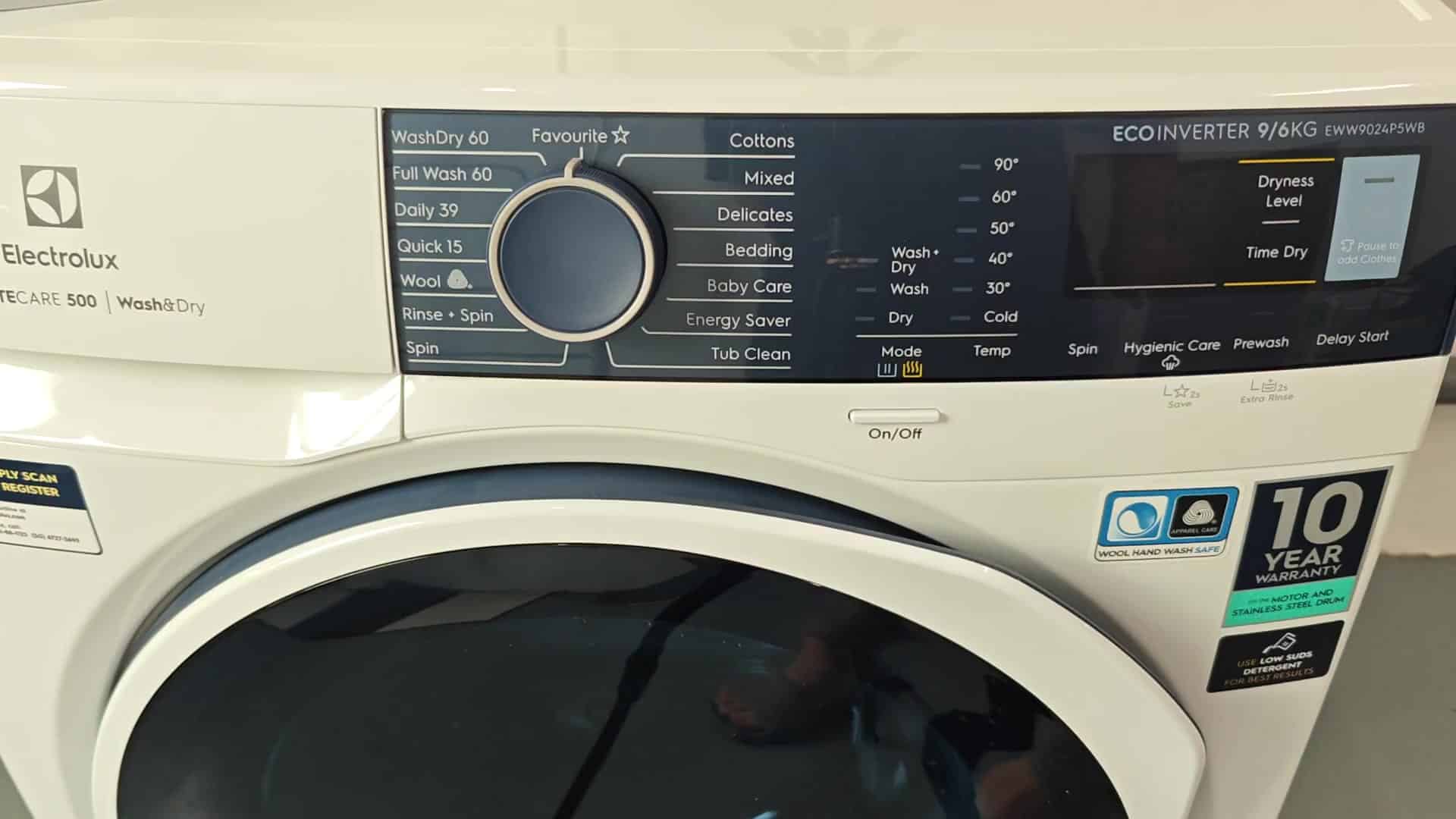 Electrolux washer control panel showing Tub Clean Electrolux washer control panel showing Tub Clean