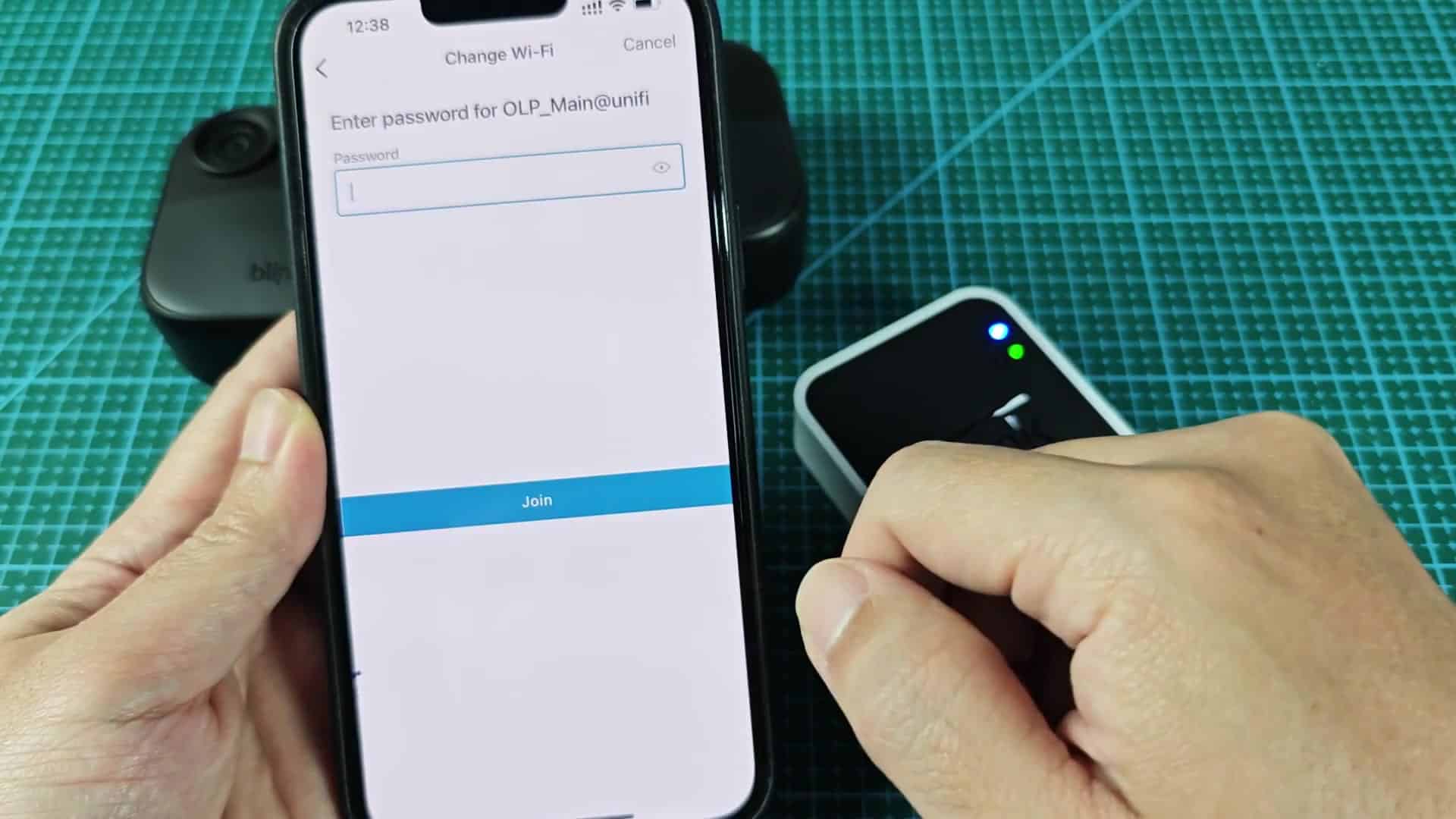 Entering Wi-Fi password in Blink app Entering Wi-Fi password in Blink app