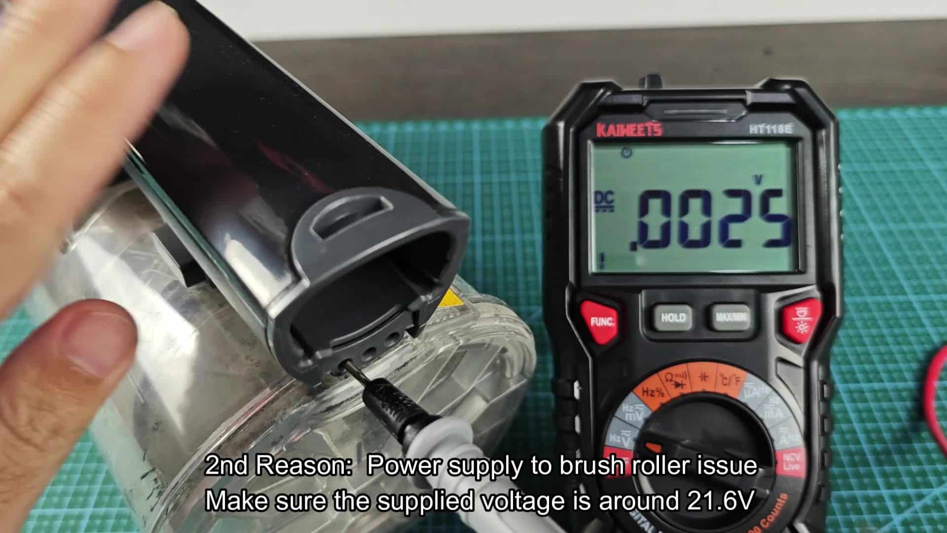 Multimeter reading low voltage 0.139V Multimeter reading low voltage 0.139V