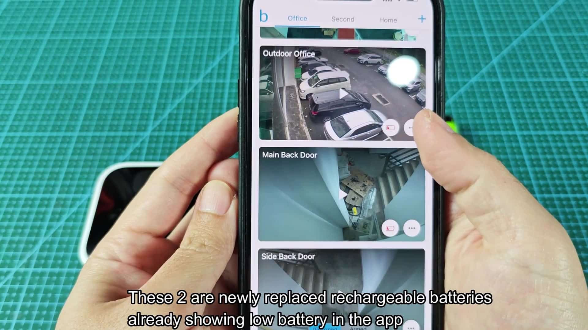 New batteries showing low power status New batteries showing low power status