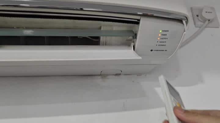 Panasonic AC with timer indicator lit Panasonic AC with timer indicator lit