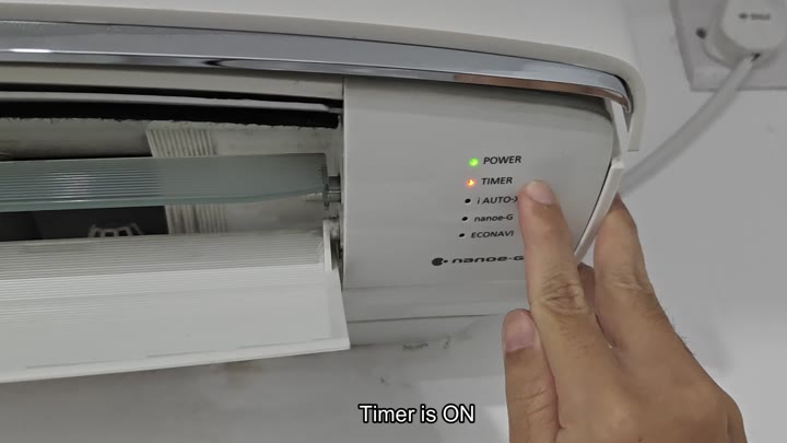 Pressing the timer button on the unit Pressing the timer button on the unit