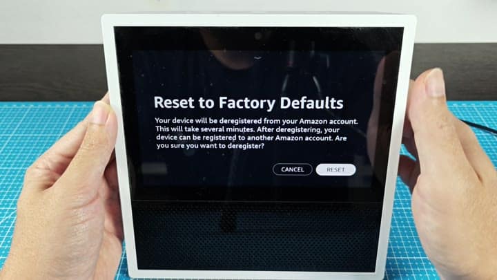 Reset to Factory Defaults confirmation screen Reset to Factory Defaults confirmation screen