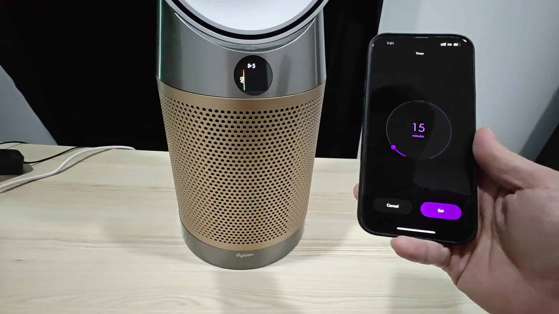 Setting timer on Dyson mobile app Setting timer on Dyson mobile app