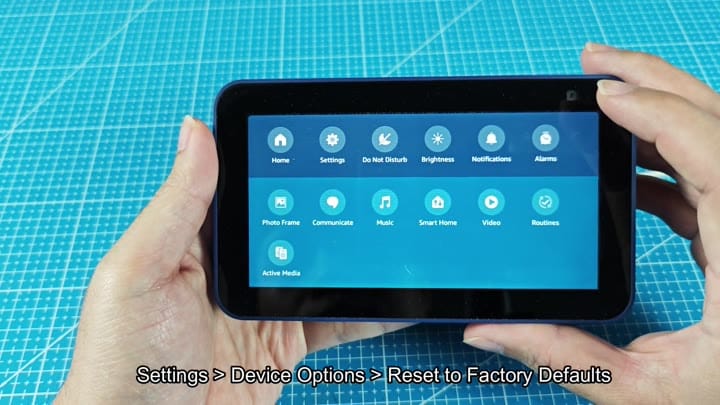 Settings menu on Echo Show screen Settings menu on Echo Show screen