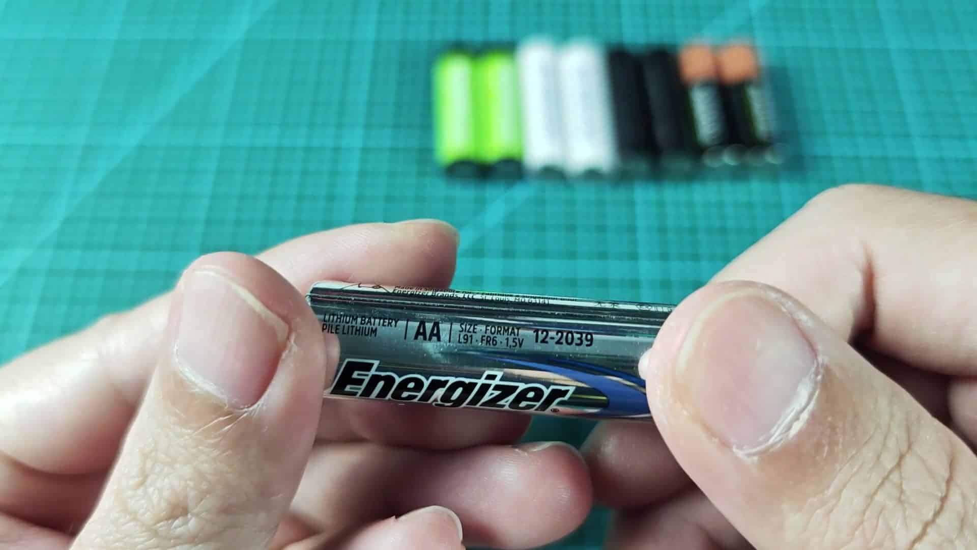 Standard 1.5V Energizer AA alkaline battery Standard 1.5V Energizer AA alkaline battery