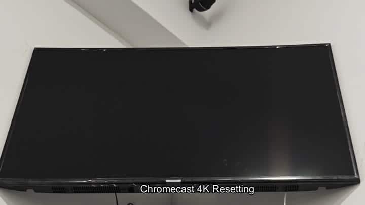 TV screen showing Chromecast reset status TV screen showing Chromecast reset status