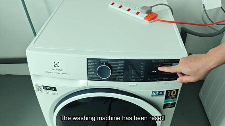 Washer display showing successful reset Washer display showing successful reset