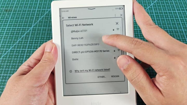 Choosing available Wi-Fi network on Kindle Choosing available Wi-Fi network on Kindle
