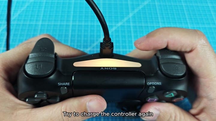 Controller light bar glowing orange while charging Controller light bar glowing orange while charging