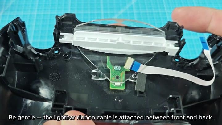 DualSense internal ribbon cable connection DualSense internal ribbon cable connection