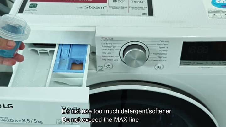 Filling detergent drawer without exceeding MAX Filling detergent drawer without exceeding MAX