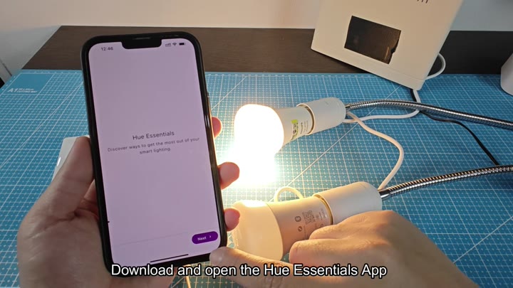 Hue Essentials app welcome screen displayed Hue Essentials app welcome screen displayed
