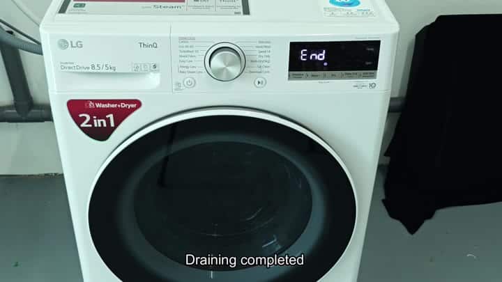 LG ThinQ washer showing end of cycle LG ThinQ washer showing end of cycle