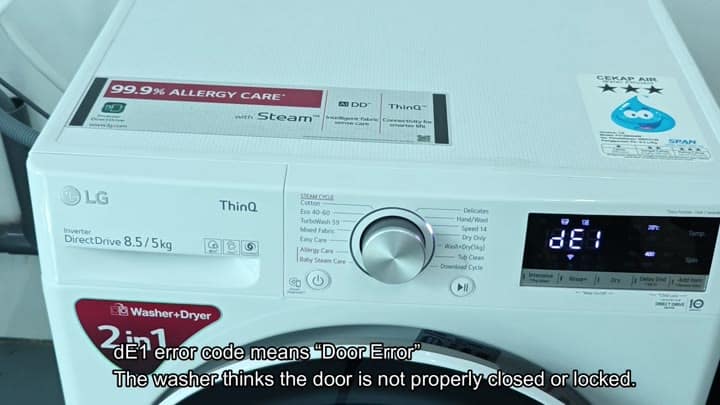 LG washer screen showing dE1 door error code LG washer screen showing dE1 door error code