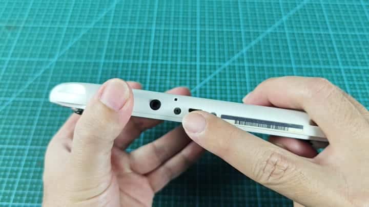 PS Vita side with audio jack PS Vita side with audio jack