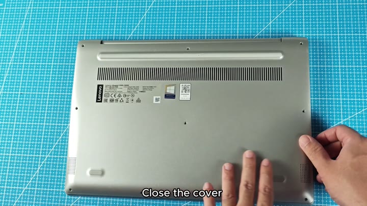 Replacing bottom cover on laptop Replacing bottom cover on laptop