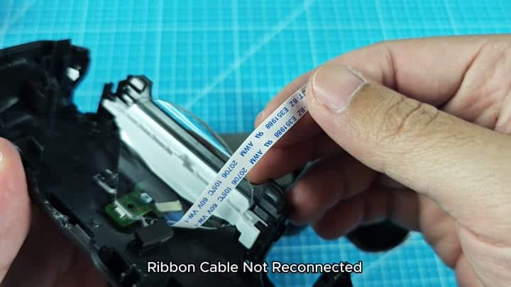 Ribbon cable disconnected internally Ribbon cable disconnected internally