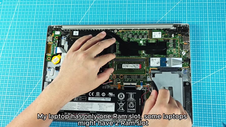 Single RAM slot shown on motherboard Single RAM slot shown on motherboard