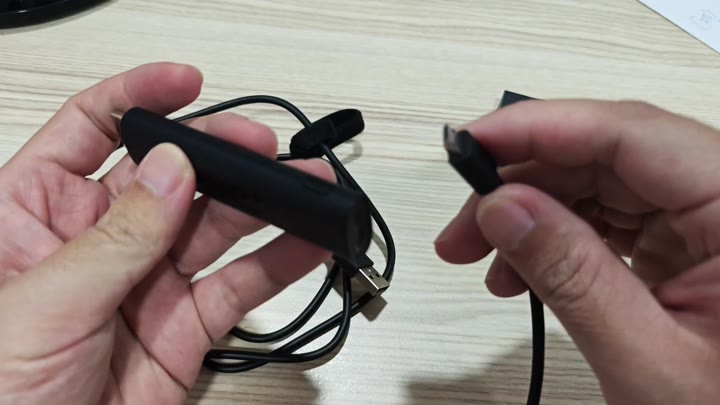 USB power cable and adapter included USB power cable and adapter included